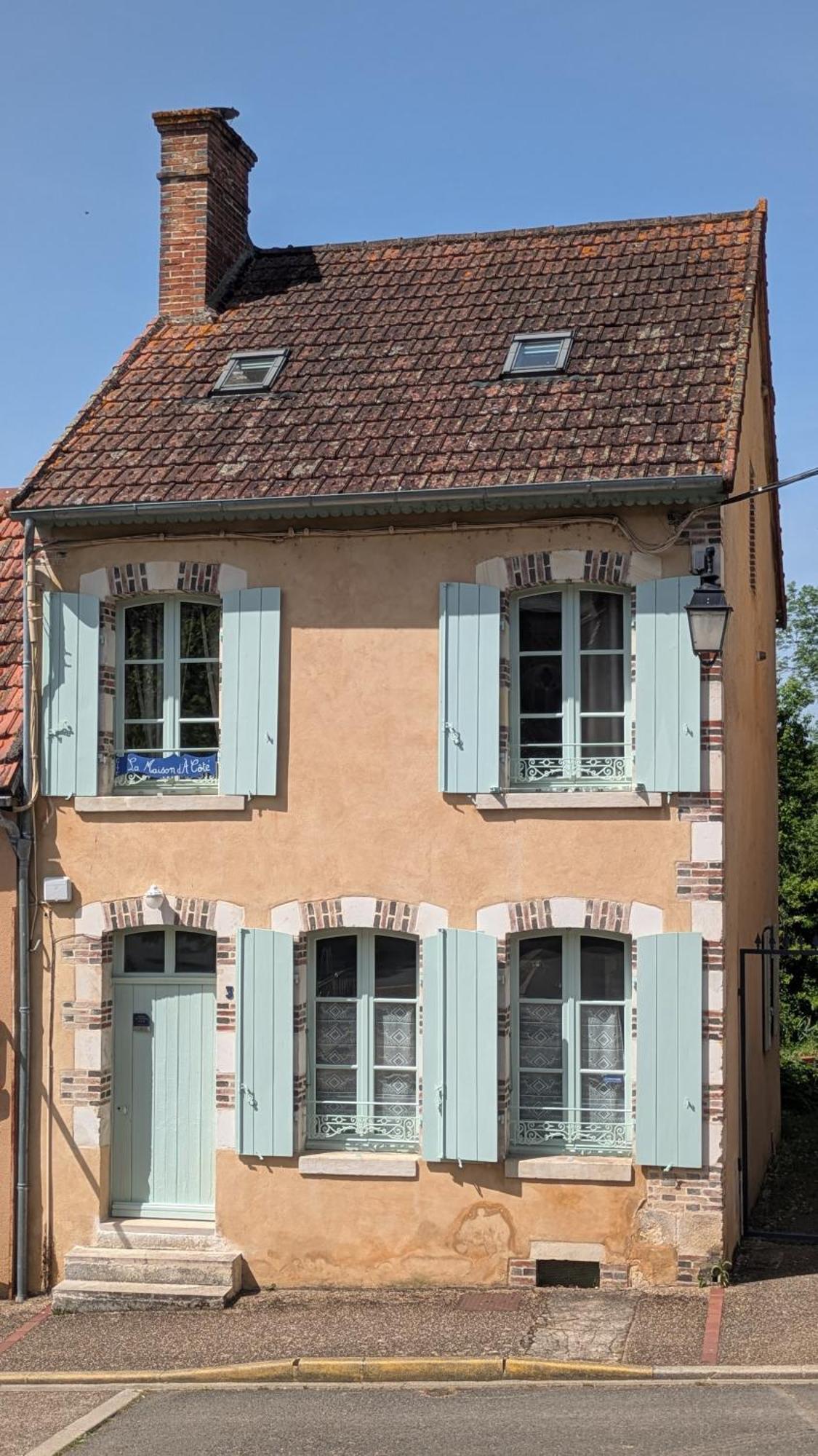 La Maison D'A Cote Saint-Amand-en-Puisaye Extérieur photo
