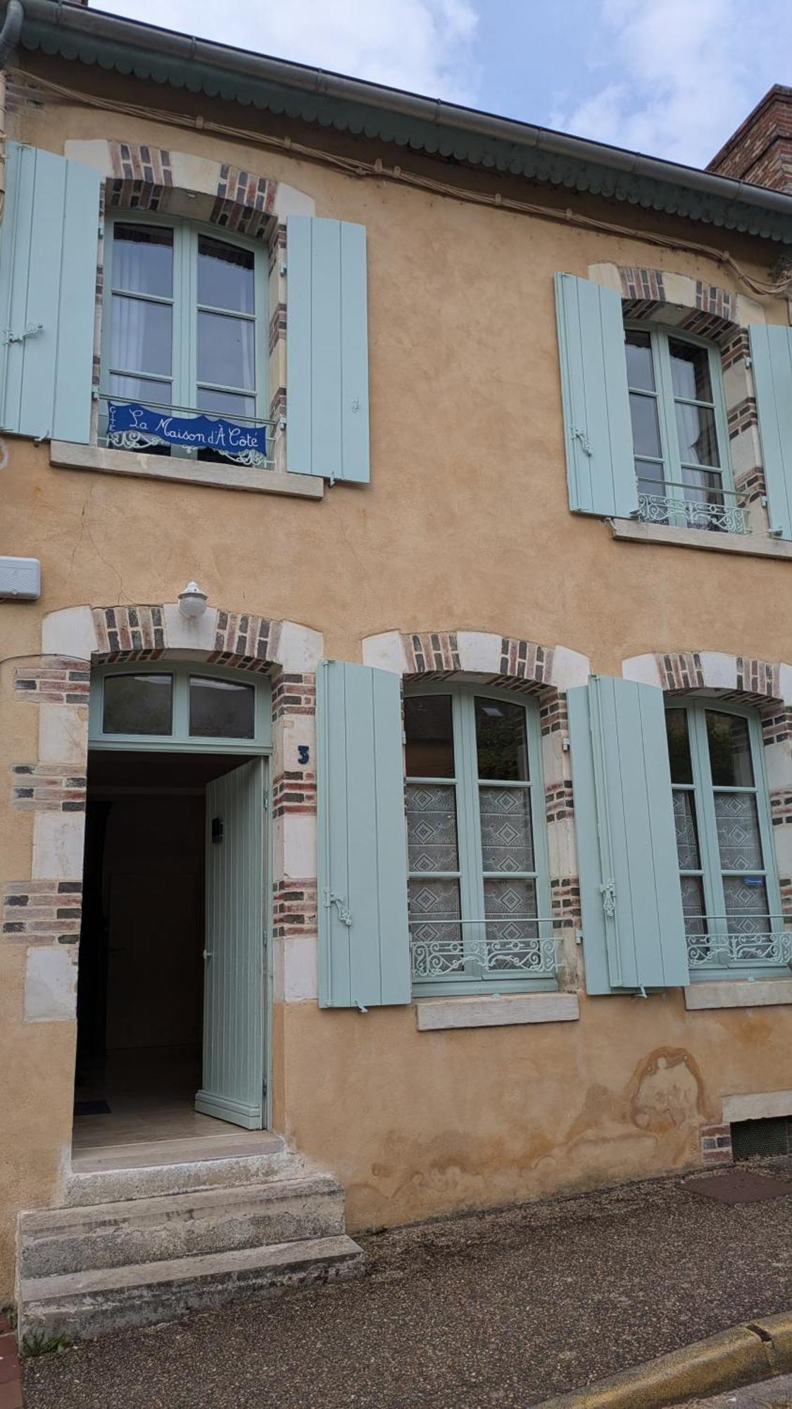 La Maison D'A Cote Saint-Amand-en-Puisaye Extérieur photo